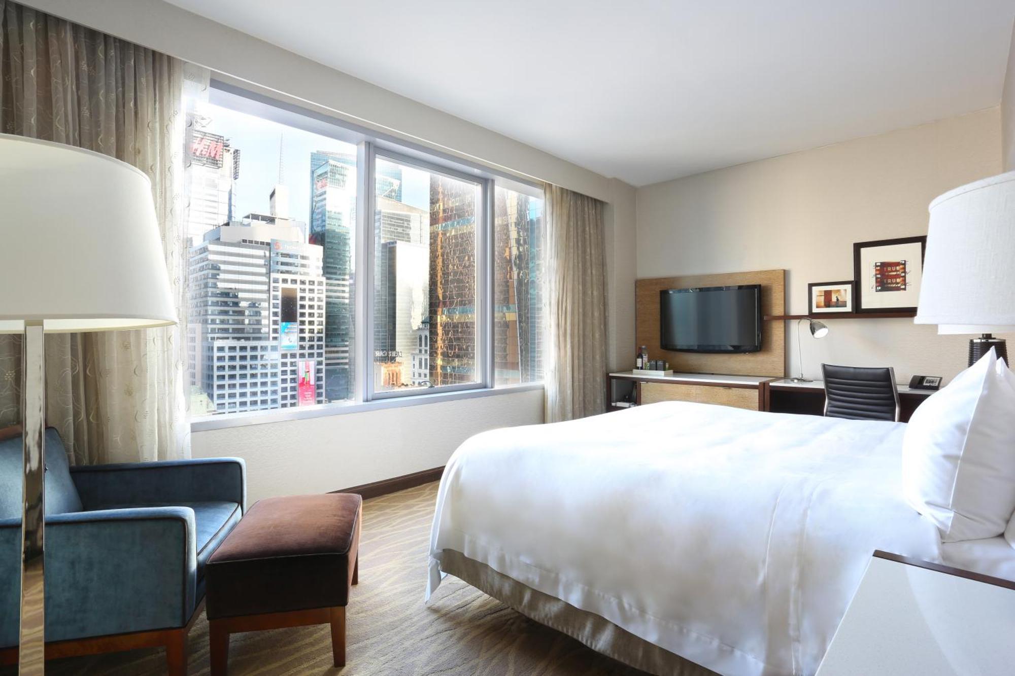 Premium King Room with Skyline View